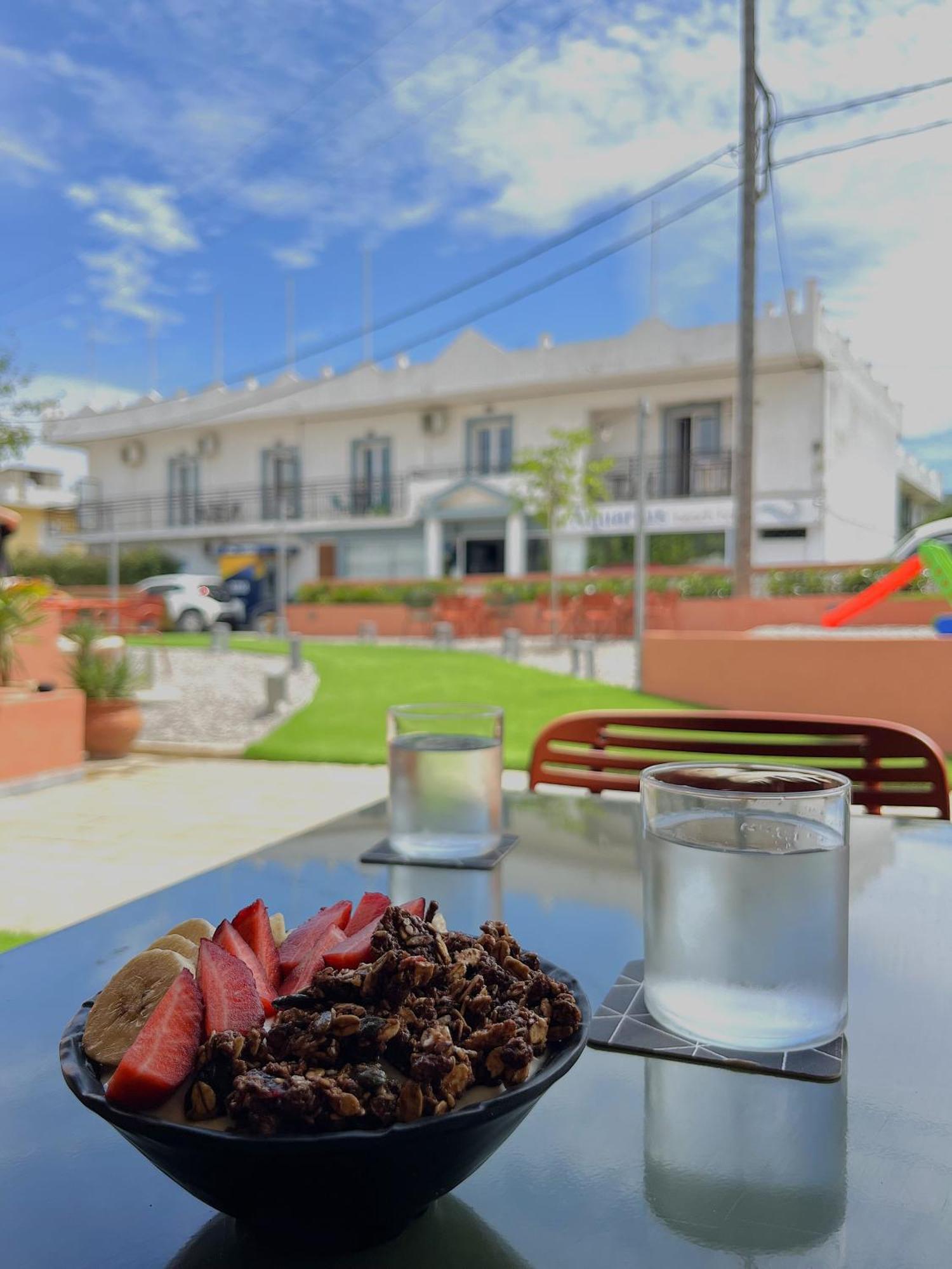 מסונגי Aquarius Beach Hotel מראה חיצוני תמונה